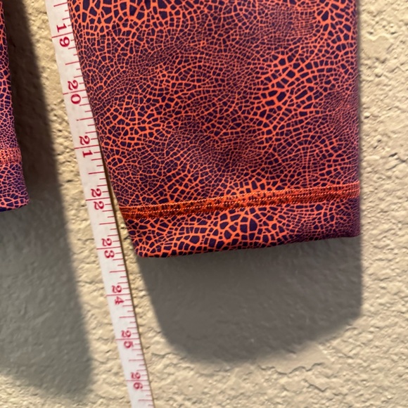 Lululemon size 4 Wunder Train High Rise Orange Crackle 23” - Picture 8 of 9